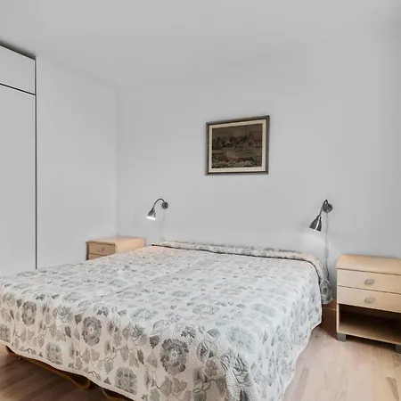 Sopark Lejl, 53 Apartment