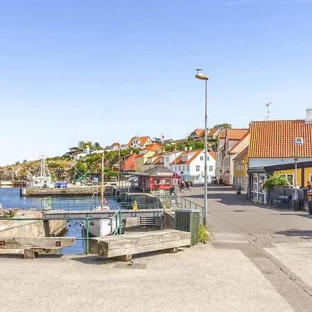 Sopark Lejl 53 * Gudhjem